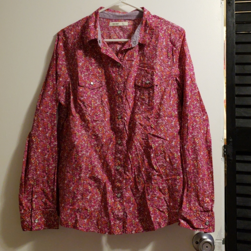 Old Navy shirt